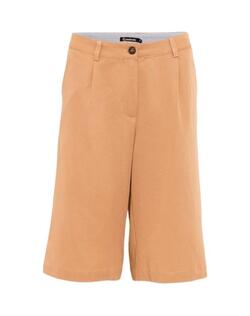 Halvlange sand farvede shorts