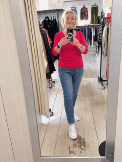 T-shirt i varm pink fra Mongul