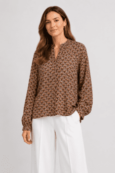 Skjortebluse fra PHJ  i grafisk print