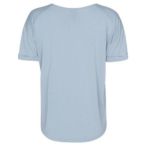 Støvet lyseblå T-shirt fra Luxzuz