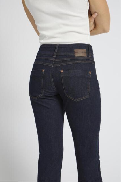 Mørkeblå jeans model Suzy
