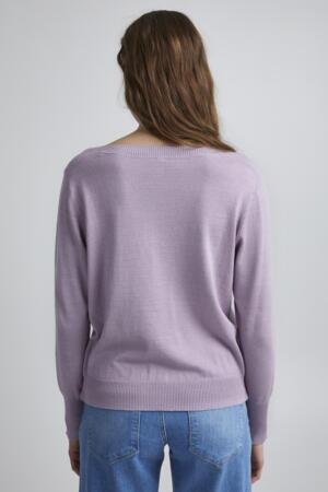 Lavendelfarvet pullover