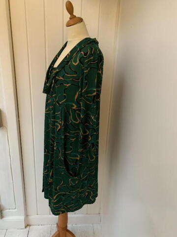 Grøn kjole fra Mongul
