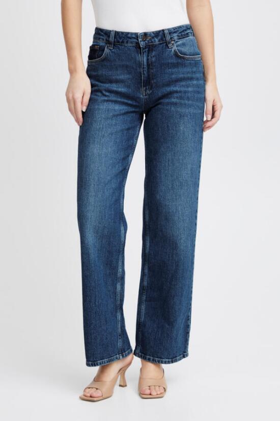 Model Vega Pulz jeans i blå