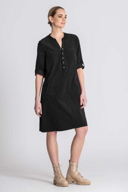 Sort fløjlskjole fra Bessie