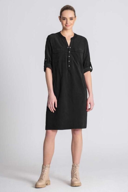 Sort fløjlskjole fra Bessie