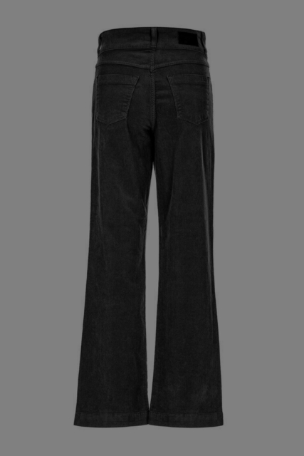 Her ser du modellen, tæt på.
Husk den er kulsort, den er IKKE som denne farve