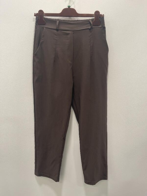 Brune habitbkuser fra Marta