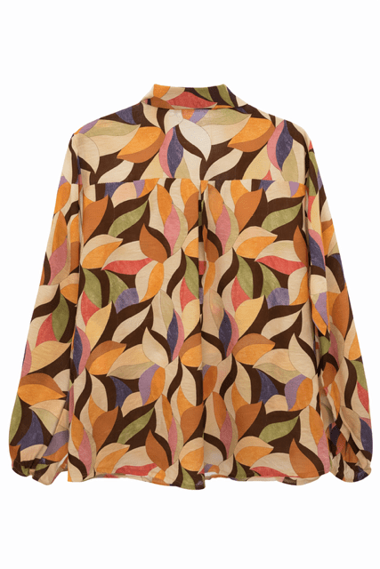 Skjorte i varme farver fra Marta