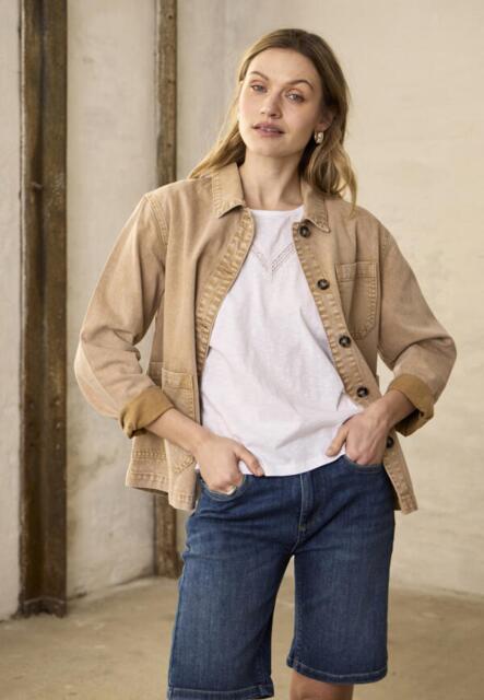 Sand farvet Pulzjeans  jakke i denim