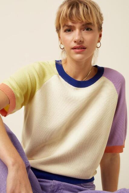 Bluse med forskellige farver