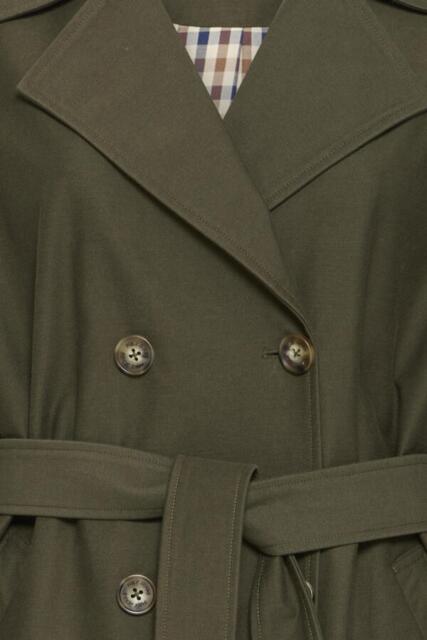 Olivengrøn Trenchcoat fra Pulz Jeans