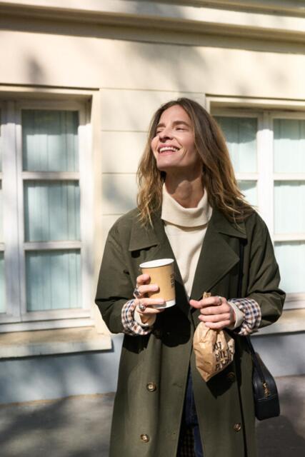 Olivengrøn Trenchcoat fra Pulz Jeans