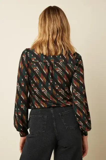 Skjortebluse med  print i efterårfarver