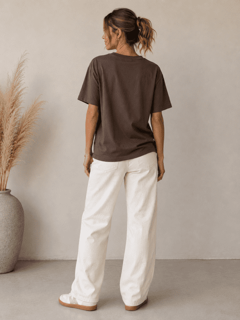Brun T-shirt med hund