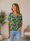 Mongulbluse med farverigt print