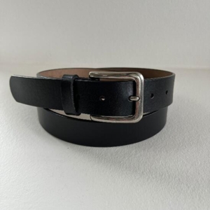 Sort klassisk læderbælte fra Three M
