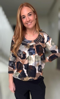 Bluse med elastisk kant i gyldne farver