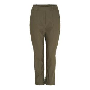 Habitbuks i støvet olivengrøn